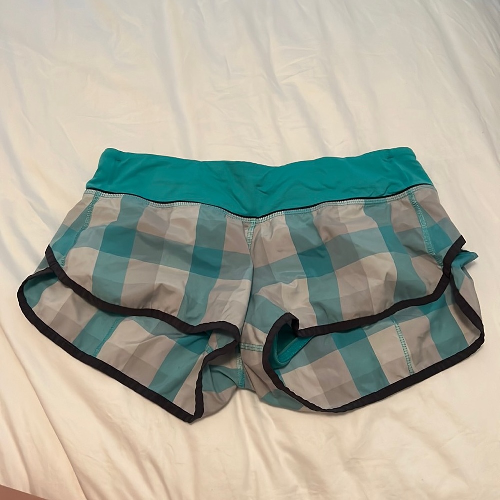 Plaid Lululemon speed up shorts, size 4